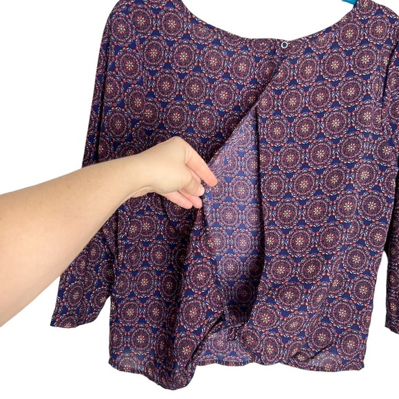 Japna Kaleidoscope Medallion Print Knotted Open Back Blouse - Picture 7 of 10